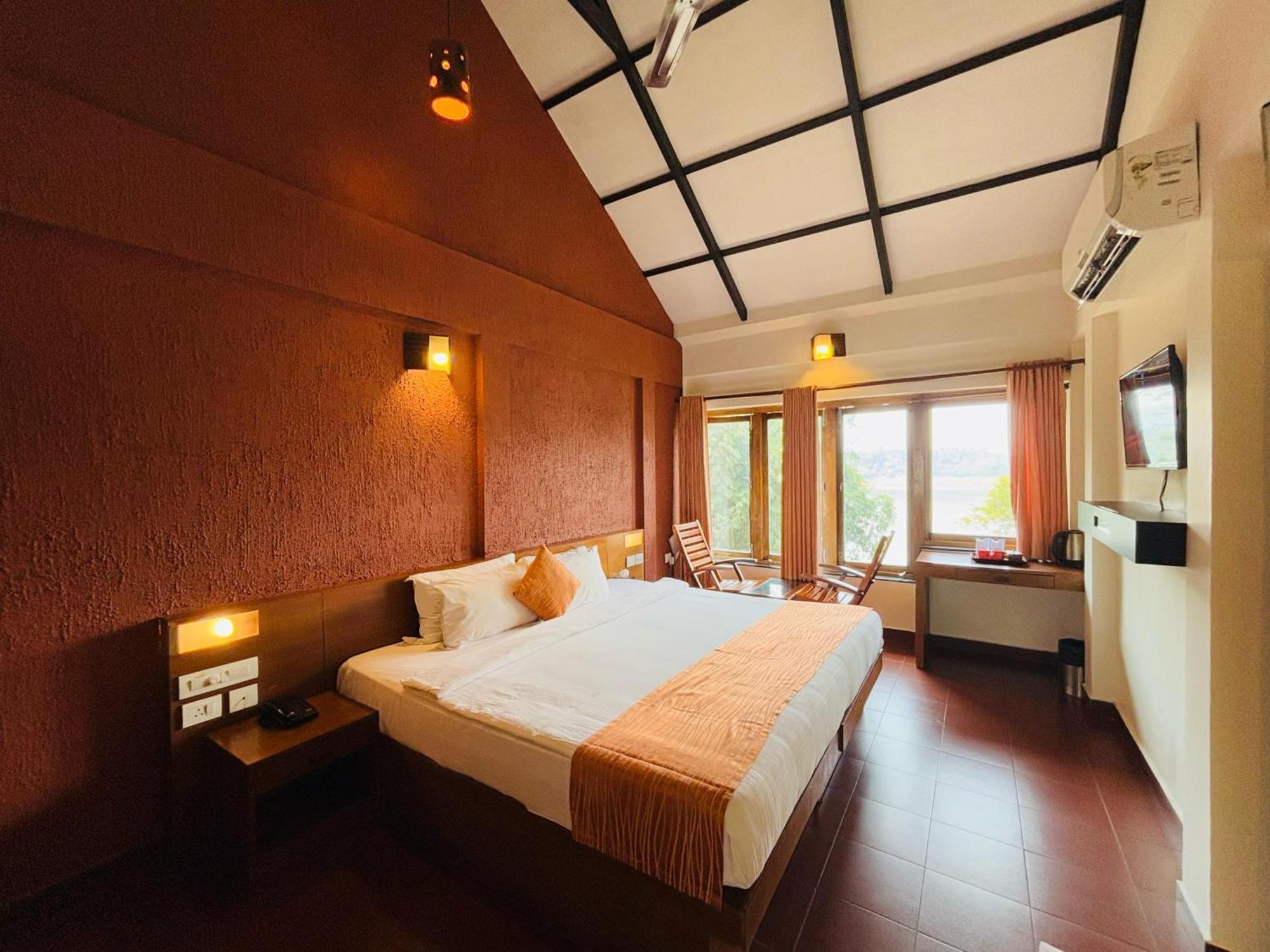 Wayanad Silverwoods Forest Resort & Spa Padinjarathara Exterior photo