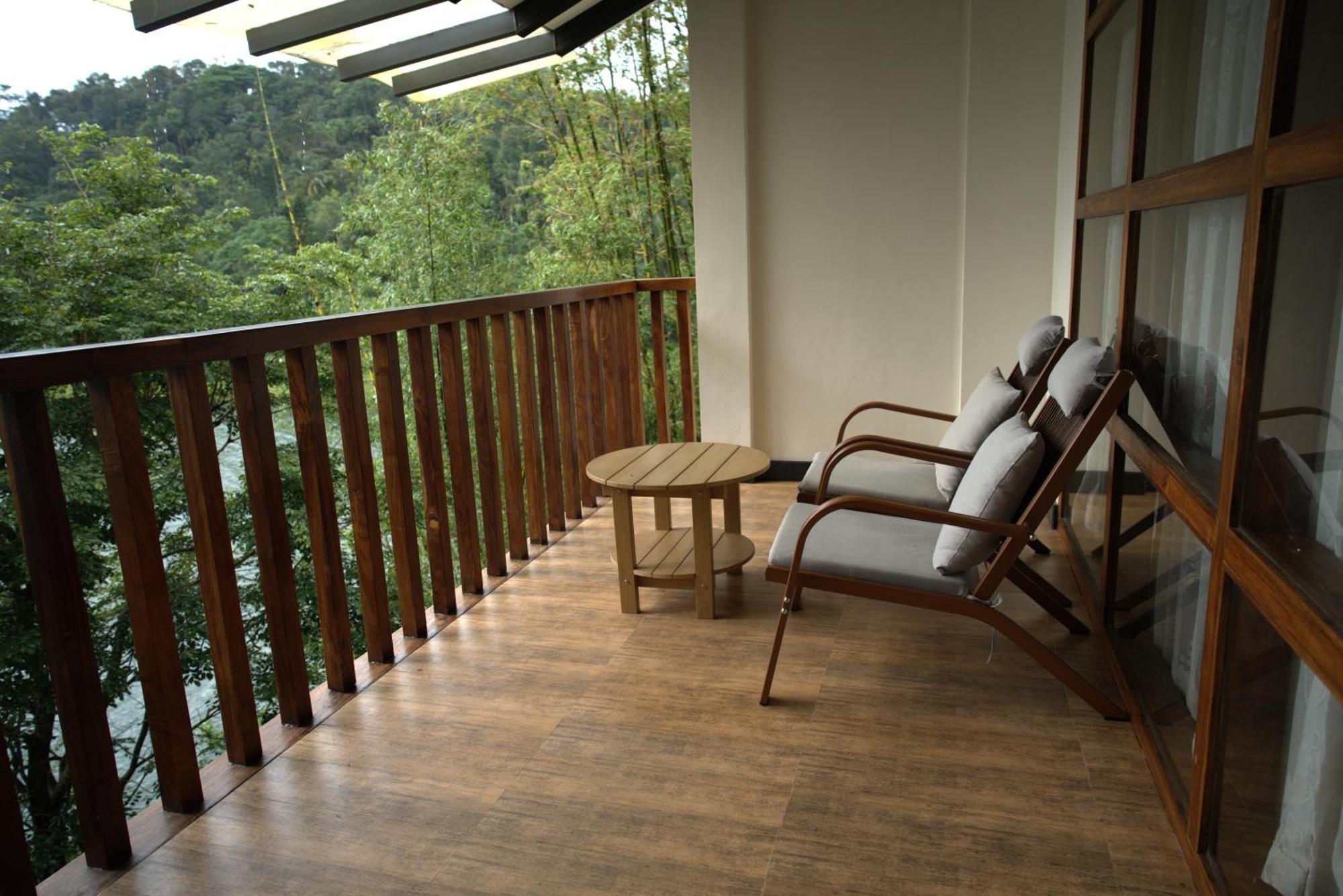 Wayanad Silverwoods Forest Resort & Spa Padinjarathara Exterior photo